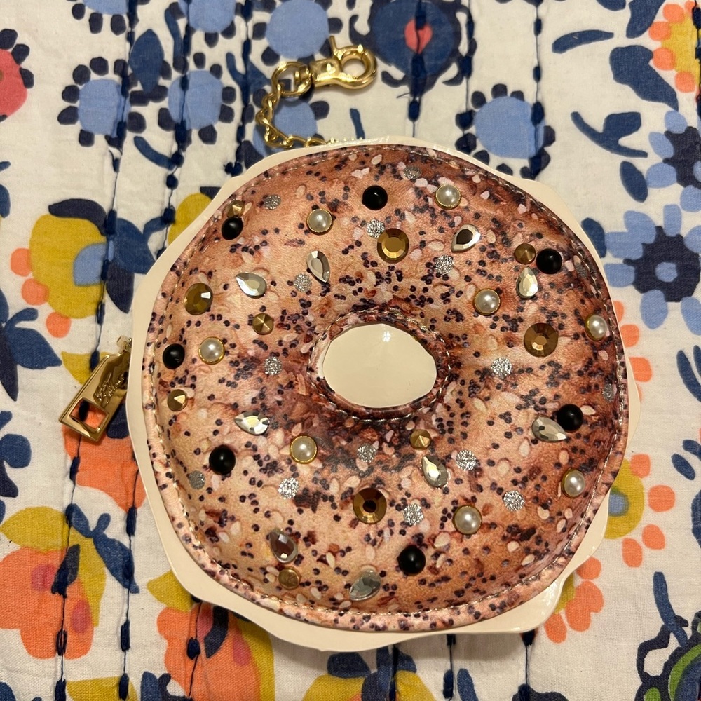 Betsey Johnson bagel